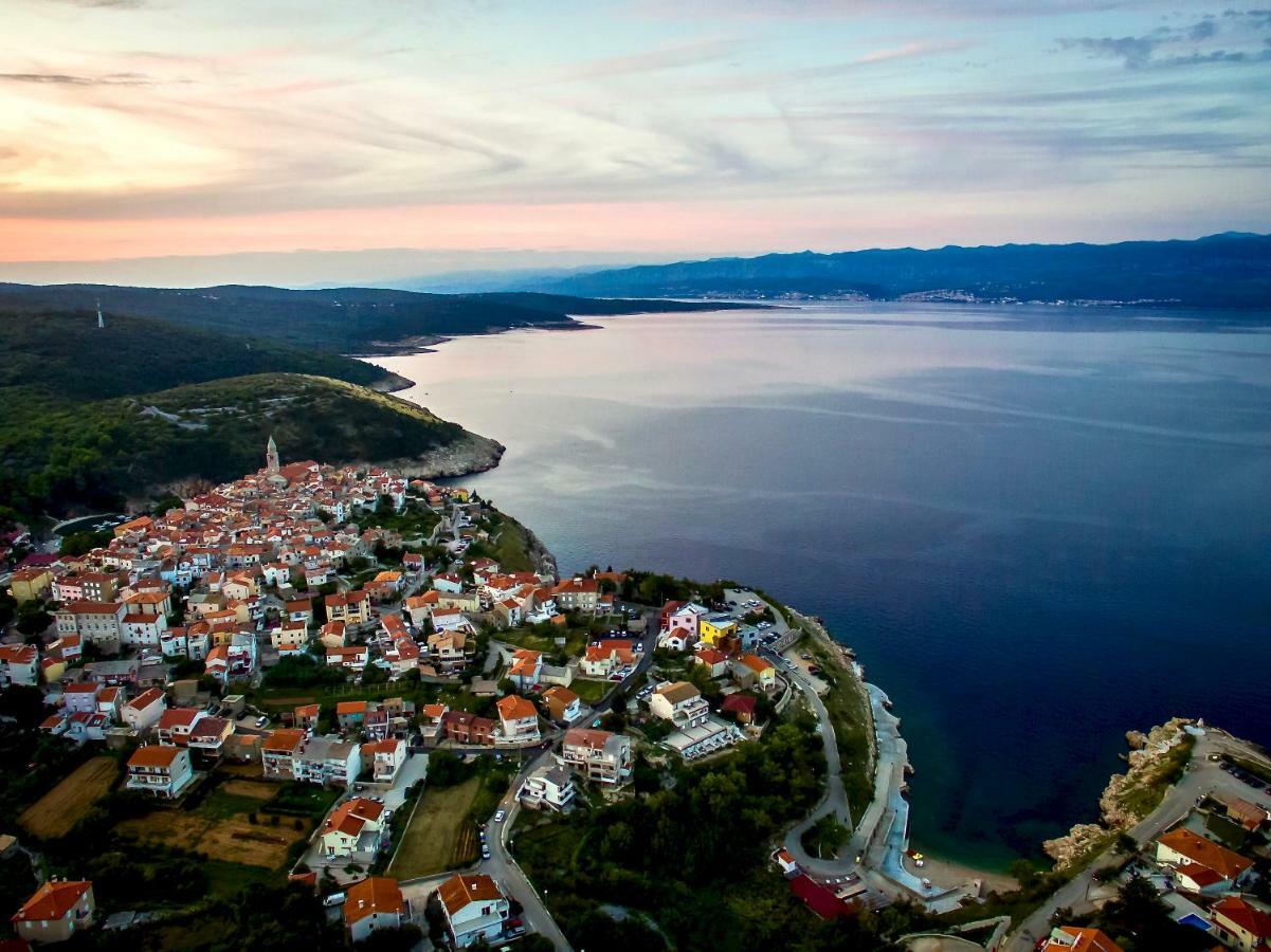 Vila Bura Vrbnik Exteriér fotografie